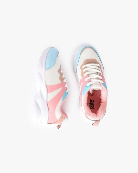 Round-Toe Lace-Up Shoes